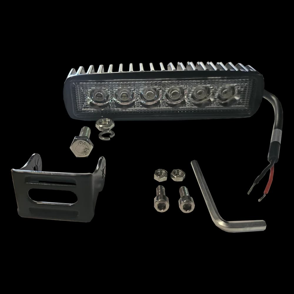 Work/Flood Light - 6 LED Black Housing - 6.30" X 2.75" X 1.77"