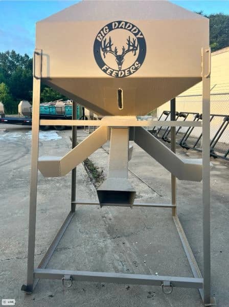 Big Daddy 1000lb Big Game Protein Feeder — manufacturer photo 1