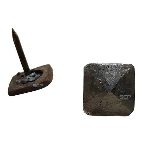 Square Hammered Pyramid Head Nail - 3/4"